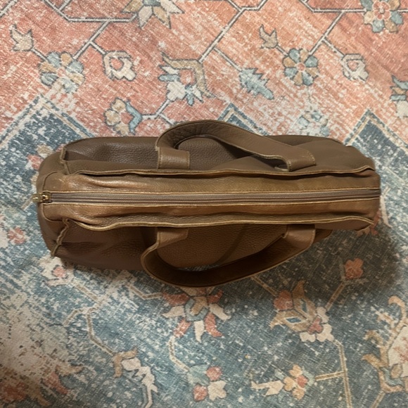 SOLD❤️ BOTTEGA VENETA Lambskin Leather Tote Shoulder Bag Taupe Brown Tan - Picture 9 of 16